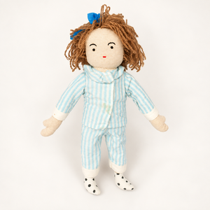 Muñeca Ragdoll de Algodón para Niña, Pijama Azul a Rayas, Cabello Rizado, Juguete Hecho a Mano, Regalo para Niños y Decoración del Hogar, 17 Pulgadas, 3+ Años - Product Image 6
