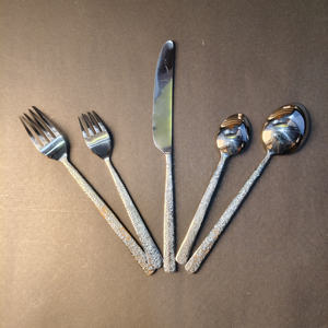 5-Piece Textured Pebble-Pattern Handle Silverware Set Including <b>Dinner</b> fork, salad fork, <b>dinner</b> <b>knife</b>, teaspoon, and soup spoon. - Product Image 6