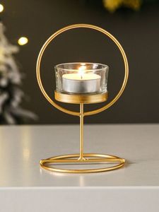 Porte-bougie en métal poli avec surface lisse pour un look haut de gamme et une décoration élégante - Product Image 3