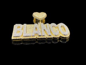 Pendentif Flamme Fusion Personnalisé en Zircon Cubique Glacé, Breloque Hiphop en Strass de Cristal, Bijou Unisexe - Product Image 1