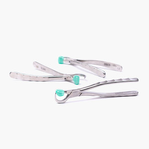 Juego Completo de Fórceps para Extracción Dental Quirúrgica, Instrumentos Dentales Profesionales de Acero Inoxidable de Alta Calidad para Uso Clínico - Product Image 1