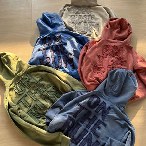 Sweat à capuche oversize unisexe en molleton, style streetwear, avec patch brodé et imprimé hiver, effet délavé vintage - Product Image 1