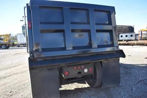 Camión Tractor de 10 Ruedas 6x4 Diésel, Unidad Motriz Principal de Servicio Pesado para Logística de Carga Comercial y Transporte de Mercancías - Product Image 3