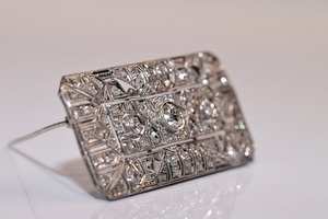 Broche décorée de diamants cultivés en laboratoire en or 18 carats, design antique Art Déco, broche en argent 925, broche unique pour femmes - Product Image 2