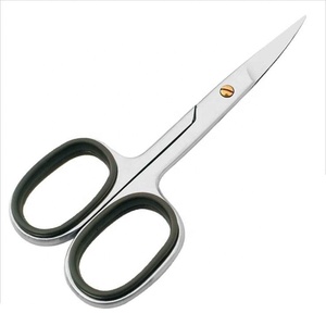 Elegante tijera de manicura de acero inoxidable pulido con logotipo privado para el cuidado de cutículas, cejas y vello facial. - Product Image 1