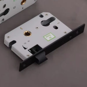 Manijas y Perillas Modernas de Lujo para Gabinetes de Cocina, Baño y Armario, 50x45mm, Fabricadas en Gujarat, Suministro de Herrajes al por Mayor - Product Image 3