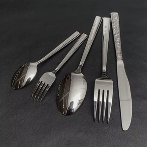 High-quality steel cutlery <b>set</b> with designer handles ensures strength and shine Suitable for home and professional use - Product Image 2