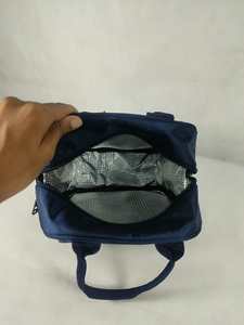 Sac à lunch isotherme en polyester avec poche avant et poignées de transport - Product Image 5