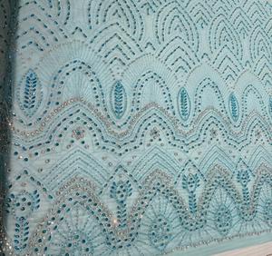 Nuevo Estilo de Encaje Francés Blanco 3D con Patrón Floral, Tela de Tul para Novia Hecha a Mano, con Pedrería, 5 Yardas, de Lujo - Product Image 6