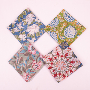 Juego de Pañuelos Cuadrados de Algodón con Estampado Floral Multicolor, Casuales, para Primavera/Verano, Suaves al Tacto - Product Image 1