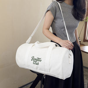 Bolsa Deportiva Blanca Rongtoo Club con Logotipo Bordado y Correa Ajustable Modelo TTW-SB-0009 - Product Image 1