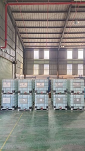 Solution d'urée marine BlueOne AUS 40 à 40 % en citerne IBC de 1000 L pour le traitement des gaz d'échappement, non inflammable, prête à l'emploi - Product Image 4
