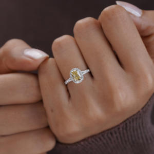 1.47 TCW jaune coussin coupe Moissanite bague de fiançailles tige fendue Halo pavé réglage argent 18K or massif fêtes spécial - Product Image 5