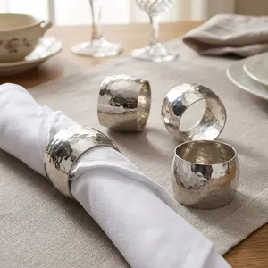 Anillos de Servilleta Modernos de Aluminio con Acabado Martillado, Decoración de Mesa, Accesorios para Bodas, 4.5cm de Ancho, Diseño Duradero - Product Image 5