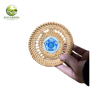 แผ่นรองแก้วเปลือกหอยทำมือ ลายโมเสกดอกไม้ พร้อมดีไซน์ขอบหวายรักษ์โลก - Product Image 1