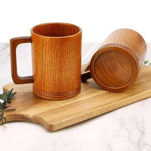 Taza de Leche de Madera Natural Aislada, Vajilla Artesanal Sostenible para el Hogar - Product Image 3
