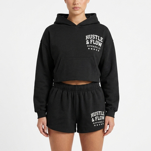 Ensemble décontracté d'hiver pour femme : sweat à capuche court doublé polaire et short, avec logo personnalisé imprimé - Product Image 2