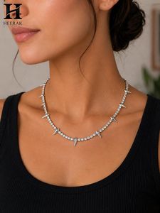 Collar de cadena de tenis con púas de garra de pantera negra, joyería hip hop personalizada para hombres y mujeres - Product Image 1