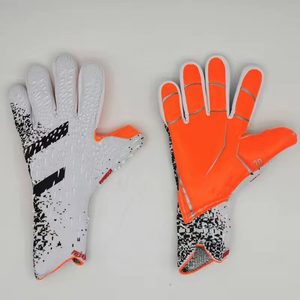 Guantes de Portero de Fútbol Personalizados al por Mayor de Altaf Brothers, Transpirables, Ajustables, con Palma de Látex Alemán, para Exteriores, Casuales - Product Image 4