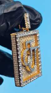 จี้เพชรโมอิสซาไนต์แบบ Iced Out VVS สองสี เงินแท้ 925 ชุบทอง 18k จี้ตัวอักษรแบบฮิปฮอปสั่งทำพิเศษ จี้โมอิสซาไนต์แบบอักษรย่อ - Product Image 5