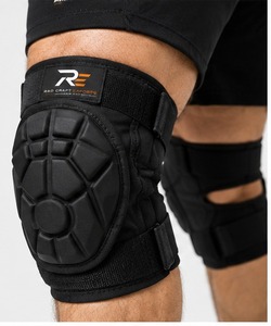 Rodilleras de alta calidad hechas con tela transpirable y acolchado duradero para máxima comodidad y protección duradera - Product Image 6