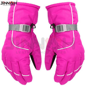 Wholesale Good Price Ski Gloves Supper Quality Ski Gloves For Men Custom Logo Winter Outdoor <b>Skiing</b> Gloves - Product Image 3