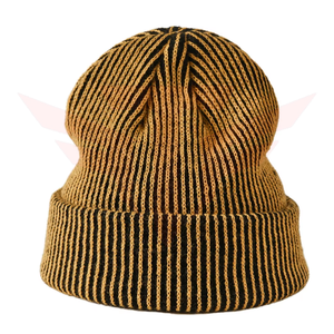 Gorro de Punto Acrílico Unisex Tactus Industries, Color Rojo Sólido, 100% Acrílico, Tejido a Mano, Transpirable, Impermeable, Ajustable para Invierno y Actividades al Aire Libre - Product Image 1