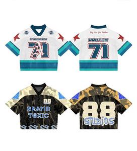 เสื้อยืดสตรีทแวร์กราฟิกวินเทจทรงโอเวอร์ไซส์แบบครอปพิเศษสำหรับผู้ชายและผู้หญิง สไตล์เรโทรทรงบ็อกซี่ ผ้าตาข่าย ลายเสื้อเจอร์ซีย์อเมริกันฟุตบอล - Product Image 2