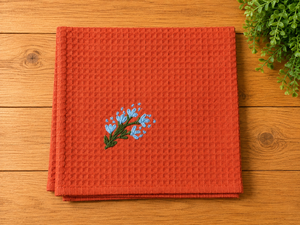 Serviette en coton avec broderie florale |   Serviette de table en coton texturé orange rouille |   Serviette de table haut de gamme pour la maison - Product Image 4