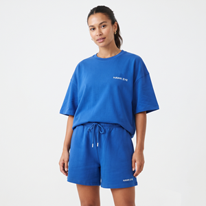 Ensemble d'été personnalisé avec logo pour femme : T-shirt court en coton basique et short cycliste – Ensemble deux pièces pour femme - Product Image 5