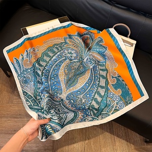 Foulard bandana à motif lettres et nœuds, imprimé personnalisé, en polyester brodé, style vintage, taille XL, fournisseur OEM - Product Image 6