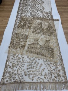 Dernières créations Sterling, ensemble Sharara Gharara Kurti indien brodé, tissu en velours de viscose lourd, magnifique designer pakistanais - Product Image 3