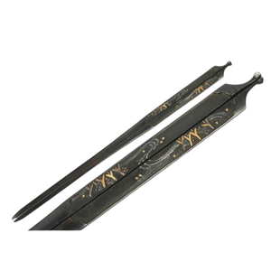 Adorno para espada japonés del período Edo, estilo Warikogai, con incrustaciones de cobre, oro y plata, diseño de agua que fluye, sin marca. - Product Image 1