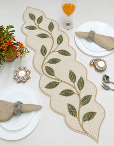 Chemin de table en tissu écologique de luxe de forme personnalisée, feuilles brodées vertes, design classique fait main pour la décoration de table - Product Image 2