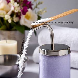 Sal de Baño Natural del Himalaya Mezclada con Aceites de Menta y Eucalipto, Tallada para un Retiro de Spa Refrescante y Relajante - Product Image 6