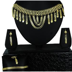 Fournitures de bijouterie Bijoux indiens pour femmes Parure de bijouterie de mariage Dubai plaqué rhodium Vente en gros de boucles d'oreilles dubai en cuivre - Product Image 1