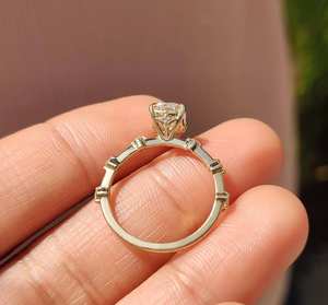 Anillo de Compromiso con Diamante Cultivado en Laboratorio de 1 Quilate, Corte Cojín, Oro Sólido de 10k/14k/18k, Anillo de Boda para Mujer, Sin Níquel, Sin Plomo - Product Image 5