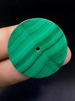 K Gems Batu Malachite Alami Potongan Datar Hijau Pelat Dial Jam Batu Permata Kustom Ketebalan 0.9mm Ukuran 31.50mm Lubang Tengah 2mm Rajasthan