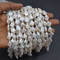 Perles de pierres précieuses en forme de cerf-volant irrégulières en perles d'eau douce blanches naturelles de 12 mm, 14 mm, 16 mm pour la fabrication de bijoux de mode au prix de gros d'usine