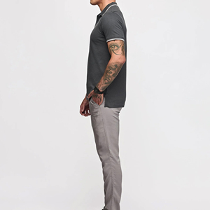Polo de Manga Corta para Hombre, Color Gris Oscuro, Tejido de Punto, Color Sólido, Transpirable, Diseño Casual - Product Image 5