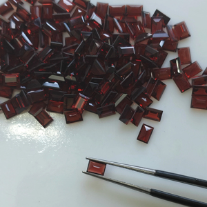 Granat rouge naturel 5x3,5 mm, taille baguette, pierres précieuses de qualité supérieure pour la création de bijoux - Product Image 4