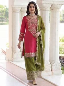 Ensemble de costume ethnique en coton brodé rouge et vert pour femmes avec dupatta assorti pour les occasions de mariage - Product Image 1