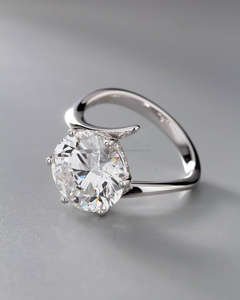 Bague élégante en diamant rond pour femme en or blanc, bague classique de luxe en diamant pour femme, cadeau de fiançailles, cadeau d'anniversaire, bijoux - Product Image 4