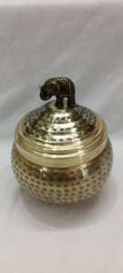 Pot de rangement artisanal en laiton avec couvercle en forme d'éléphant, récipient décoratif en métal pour la maison et les cadeaux - Product Image 3