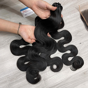 Vente Produit populaire Extensions de cheveux Corps à vapeur Trame de cheveux ondulés Bundle en stock Couleur naturelle Aucune perte Prêt à expédier - Product Image 1
