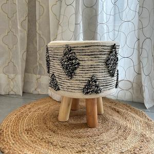 Puf Decorativo Hecho a Mano de Algodón, de Alta Demanda, para Sala de Estar, Dormitorio, Habitación Infantil y Salón, en Venta - Product Image 4