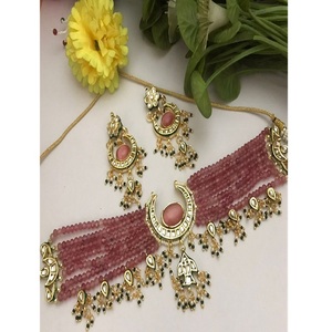 Conjunto de Gargantilla y Pendientes de Moda Kundan con Perlas de Moissanita Chapadas en Oro de Primera Calidad Clásica, para Regalo de Boda, para Mujer - Product Image 1
