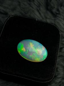 Opale de feu éthiopienne naturelle, cabochon ovale, multicolore, chatoyante, pierre précieuse non traitée pour la joaillerie - Product Image 2