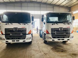 Camion tracteur HINO 700 d'occasion en bon état à vendre, camion tracteur HINO 700 6x4 lourd d'occasion - Product Image 2