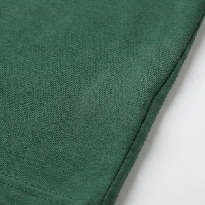 T-shirt pour femme à manches courtes et col en V, 100% coton biologique de luxe, pré-rétréci, doux, respirant, coupe décontractée, couleur personnalisable - Product Image 5